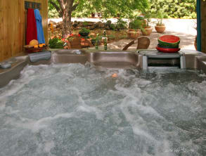 בקתות%20ירוק%20יער%20,%20אלמגור